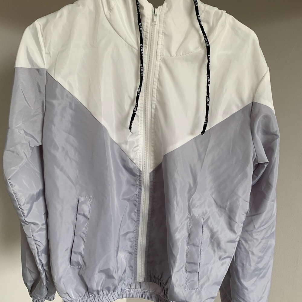 windbreaker